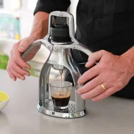 Kávovar ROK EspressoGC stříbrný