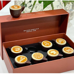 Michel Cluizel csokis doboz "8 Cappuccino"