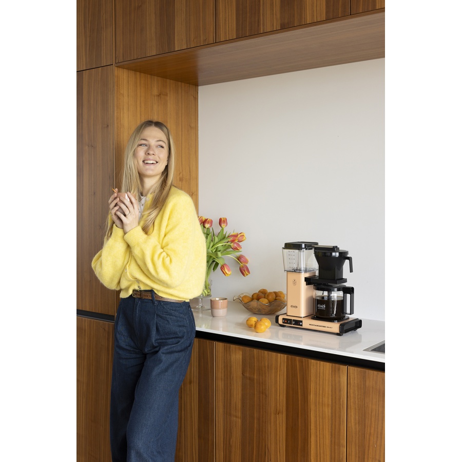 Moccamaster KBG Select Apricot coffee machine