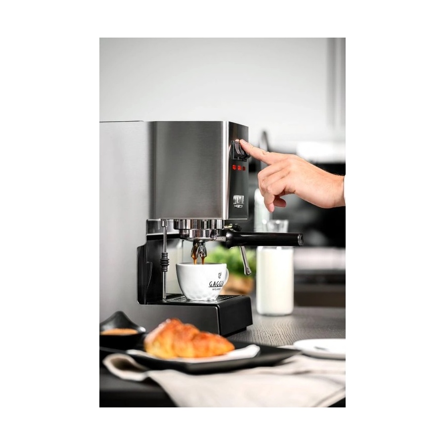 GAGGIA Classic EVO E24 Lever-Style Espresso Machine