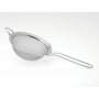 Stainless steel tea strainer, ideal for loose teas. Durable, easy to clean and practical.