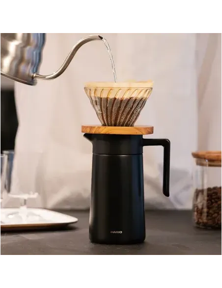 Dzbanek termiczny Hario 600 ml z ceramiczną powierzchnią - CZARNY