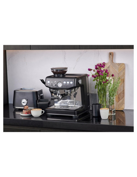 Pakový kávovar SAGE SES876BTR černý