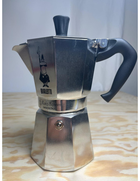 Bazar - Bialetti Moka Express 6 šálků moka konvice