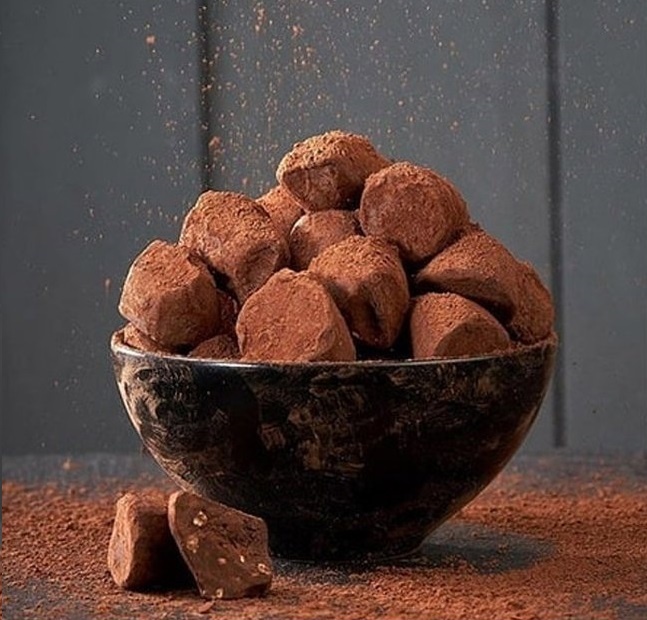 Kakaové lanýže Mathez Fantaisie se slaným karamelem 500 g - Obrázek 3