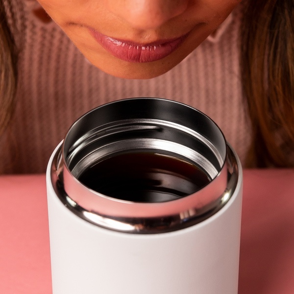 Termohrnek Fellow Carter Everywhere Mug 473ml bílý - Obrázek 4