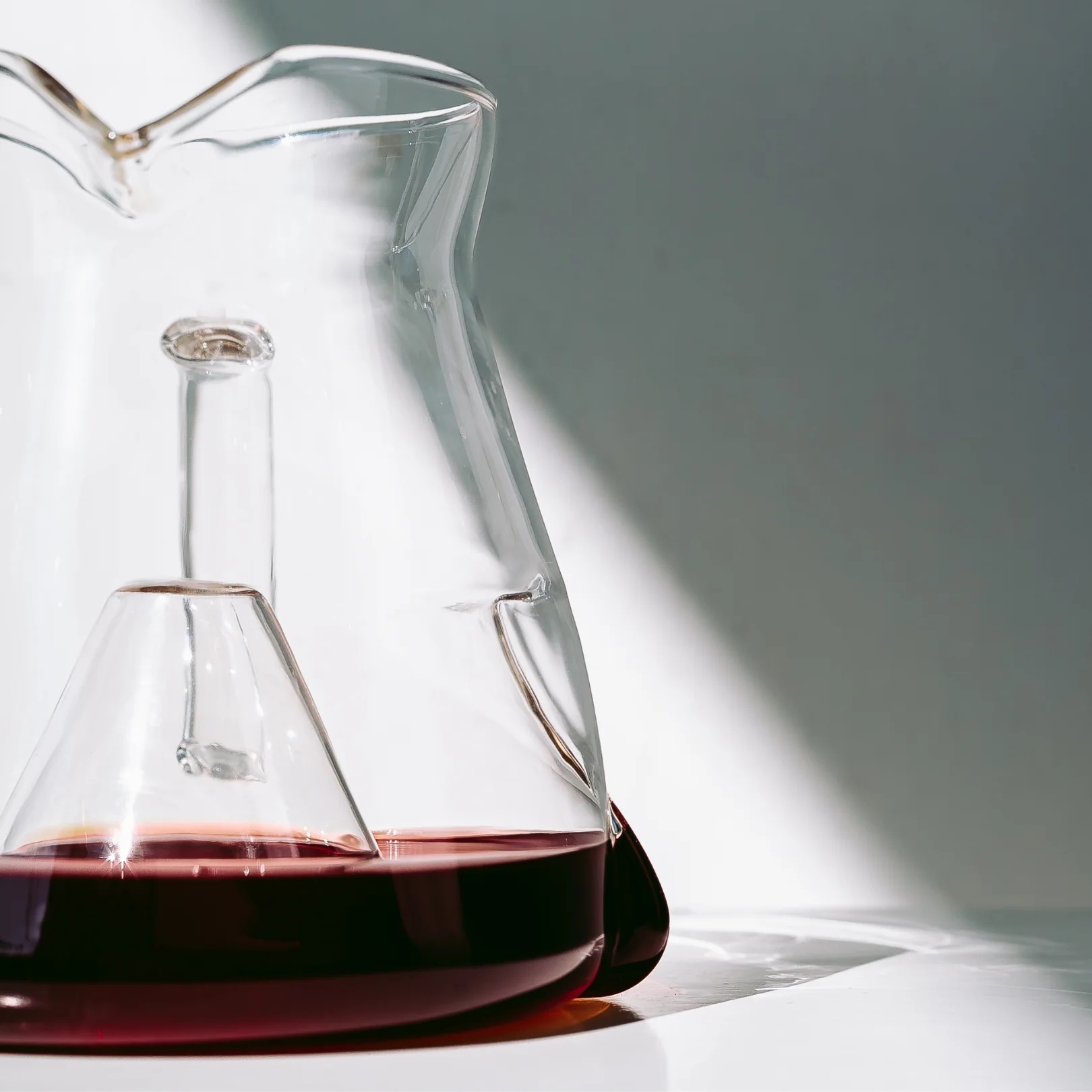 Icosa Avensi Wave Senzorická karafa CYCLONE (obrázek 5)