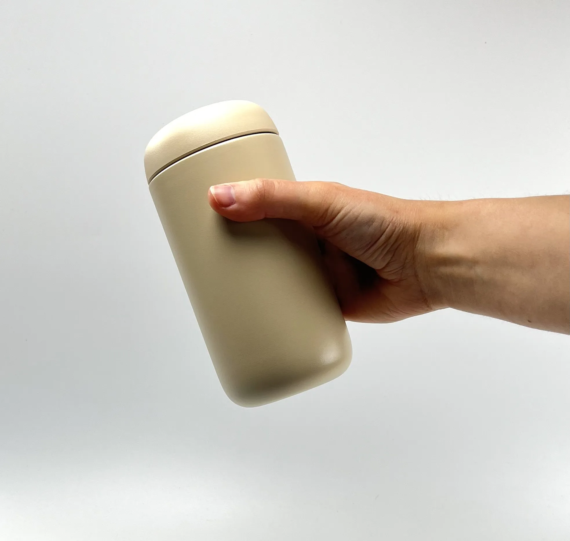 Termohrnek Fellow Carter Move Mug Sand DUNE 355ml - Obrázek 5