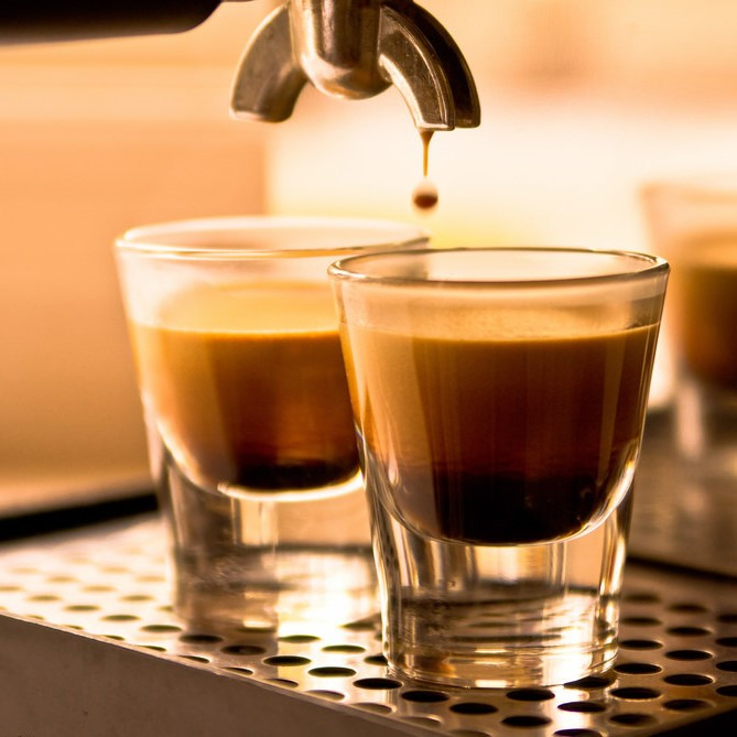 Preparation of espresso doppio coffee